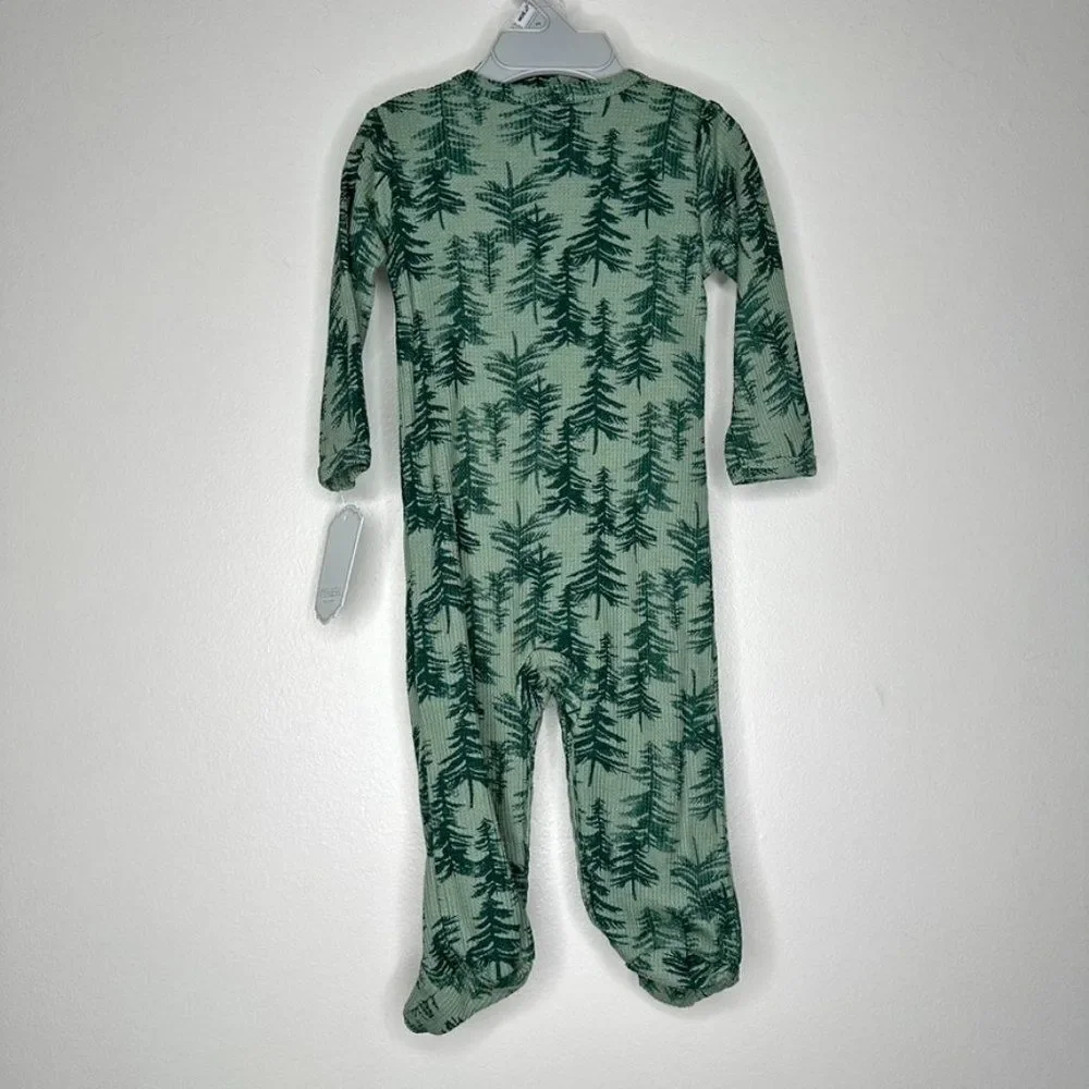 Kyle & Deena NY 2 piece set waffle knit sleeper baby 3-6 month beanie sage green